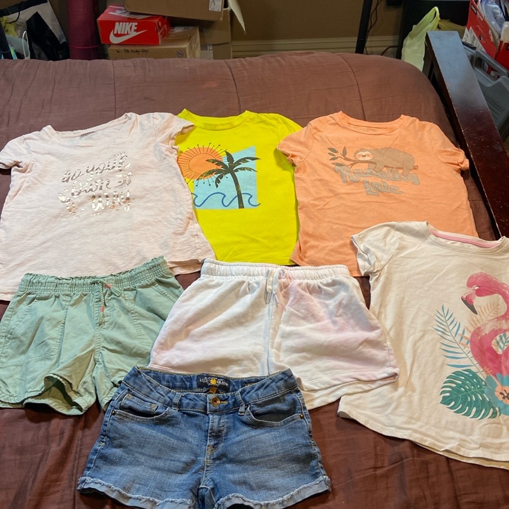 Girl’s Bundle GUC!